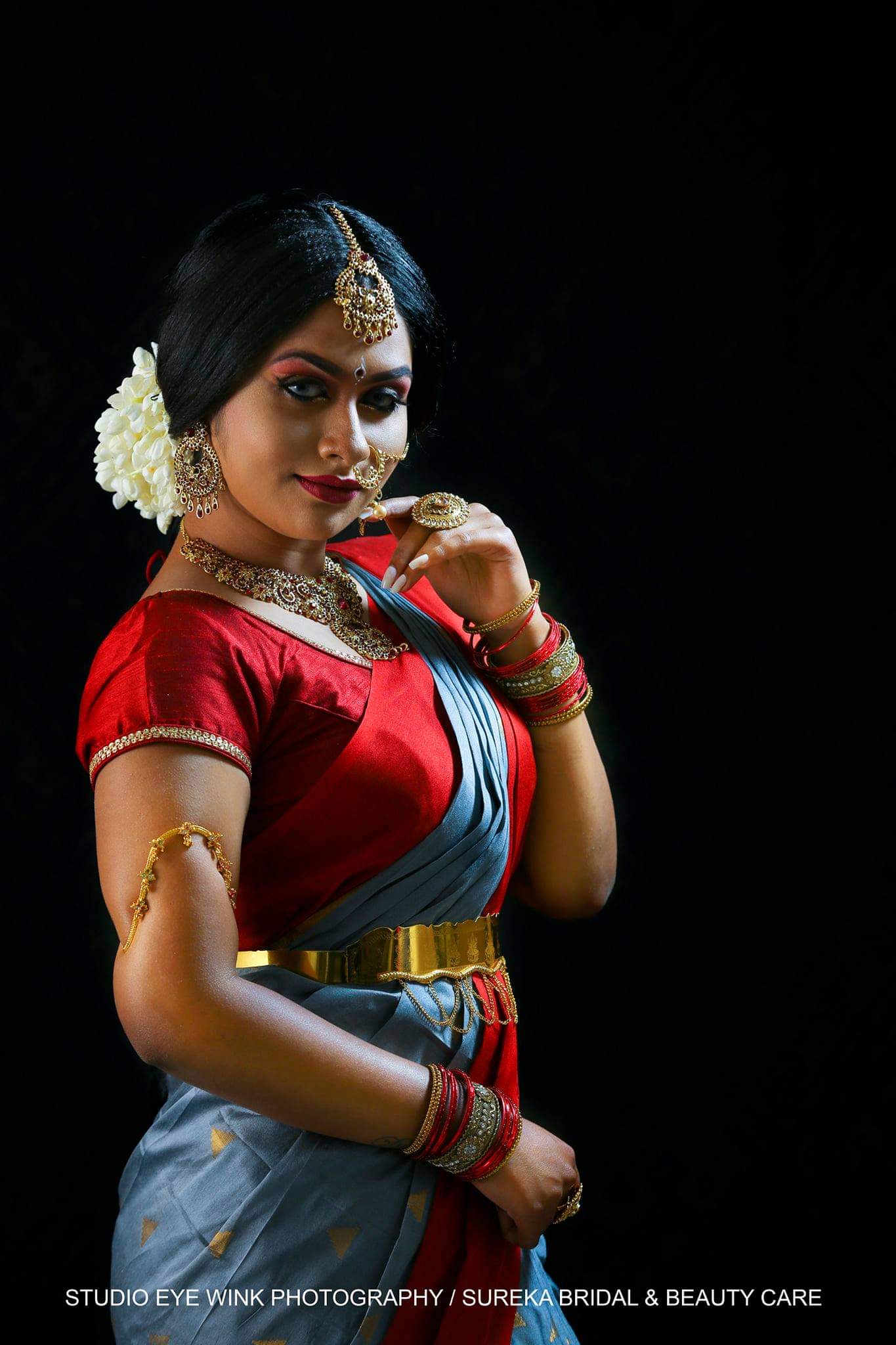 Srilankan Model Steffany John Romantic Photoshoot in Saree