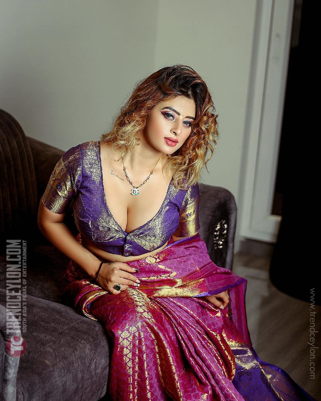 Pathshala Actress Ankita Dave Looks Gorgeous In Indian Silk Saree 