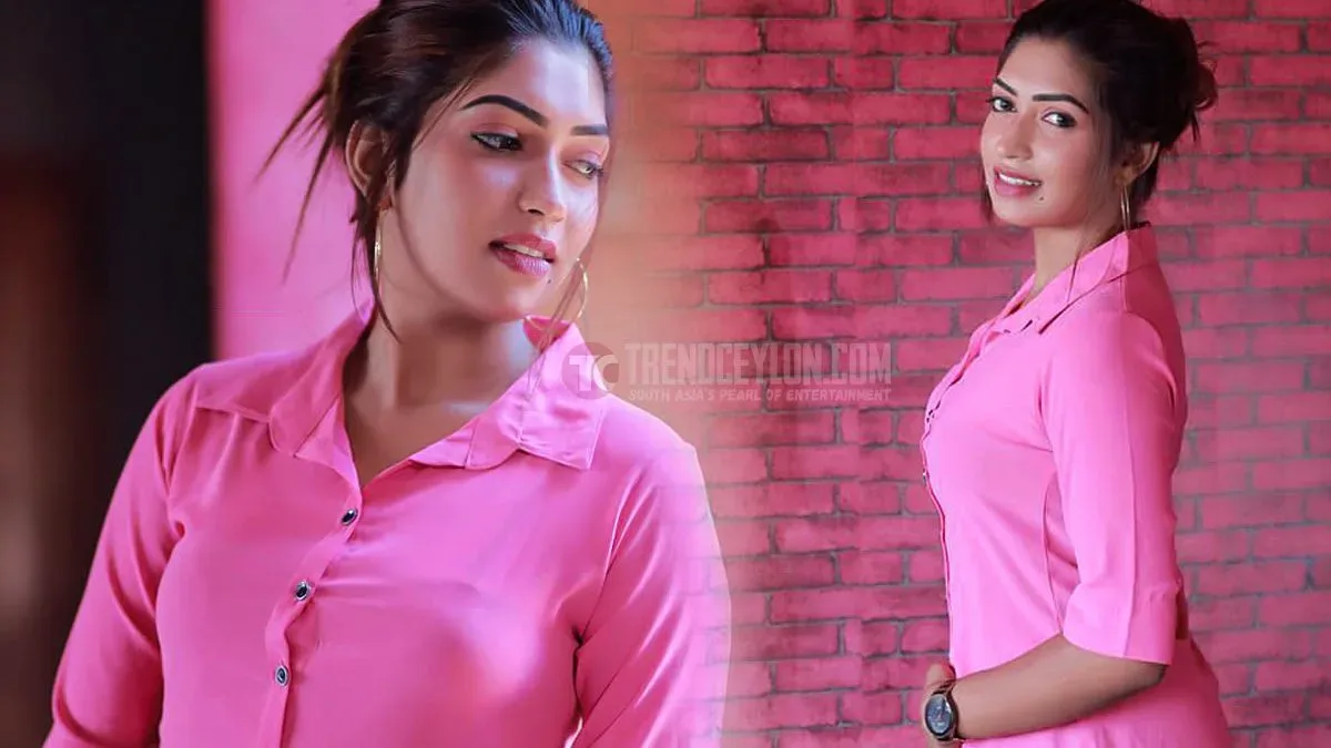 Sri Lankan model Dulanjali Nirosha looks ravishing in Pink Shirt