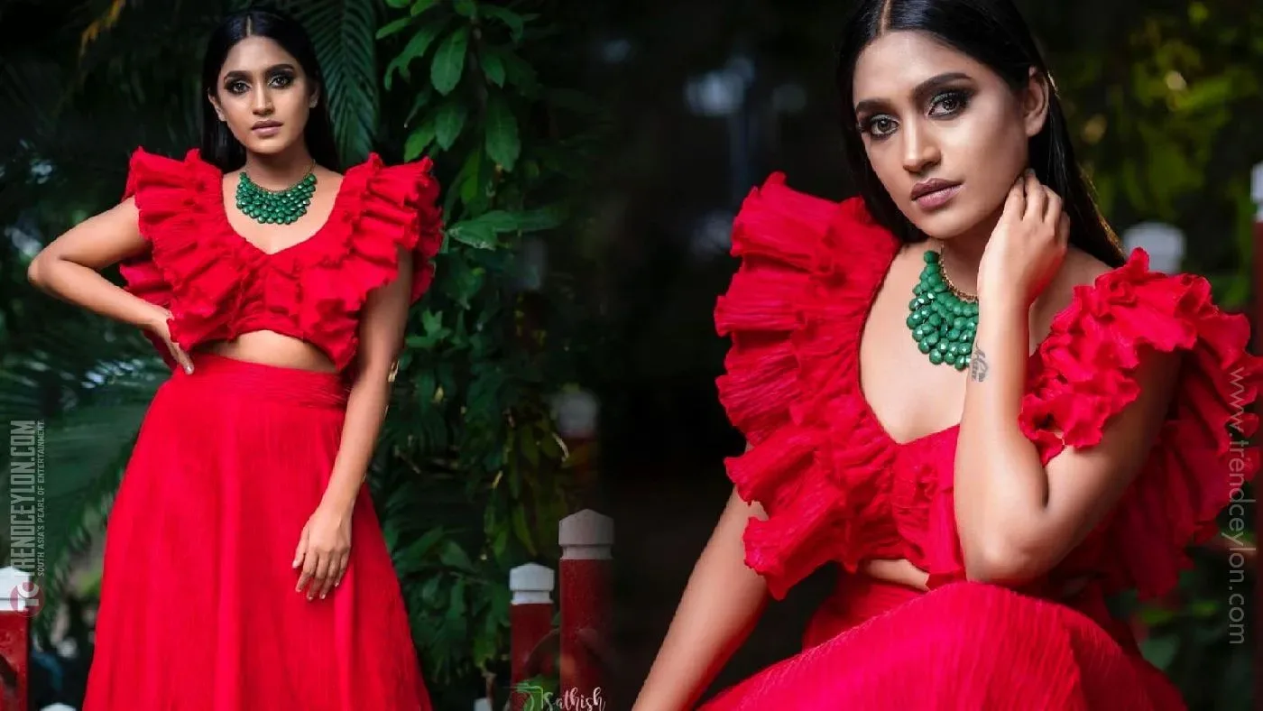 YouTube fame actress Teja Venkatesh looks gorgeous in red