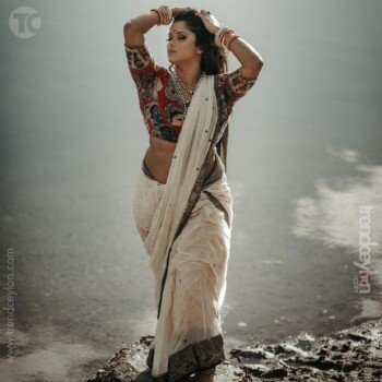 Ash Kumar hot in saree