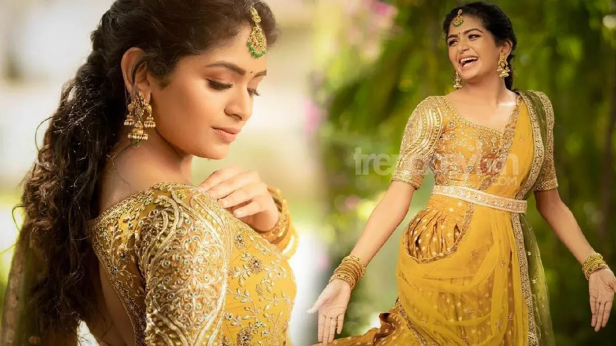 Navratri with Aditi Shankar in goldish Yellow Lehenga