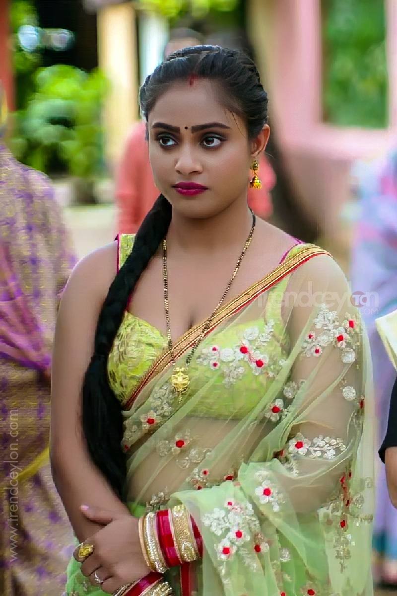 Peehu Kanojia Hot In Charmsukh Bidaai Ullu Series