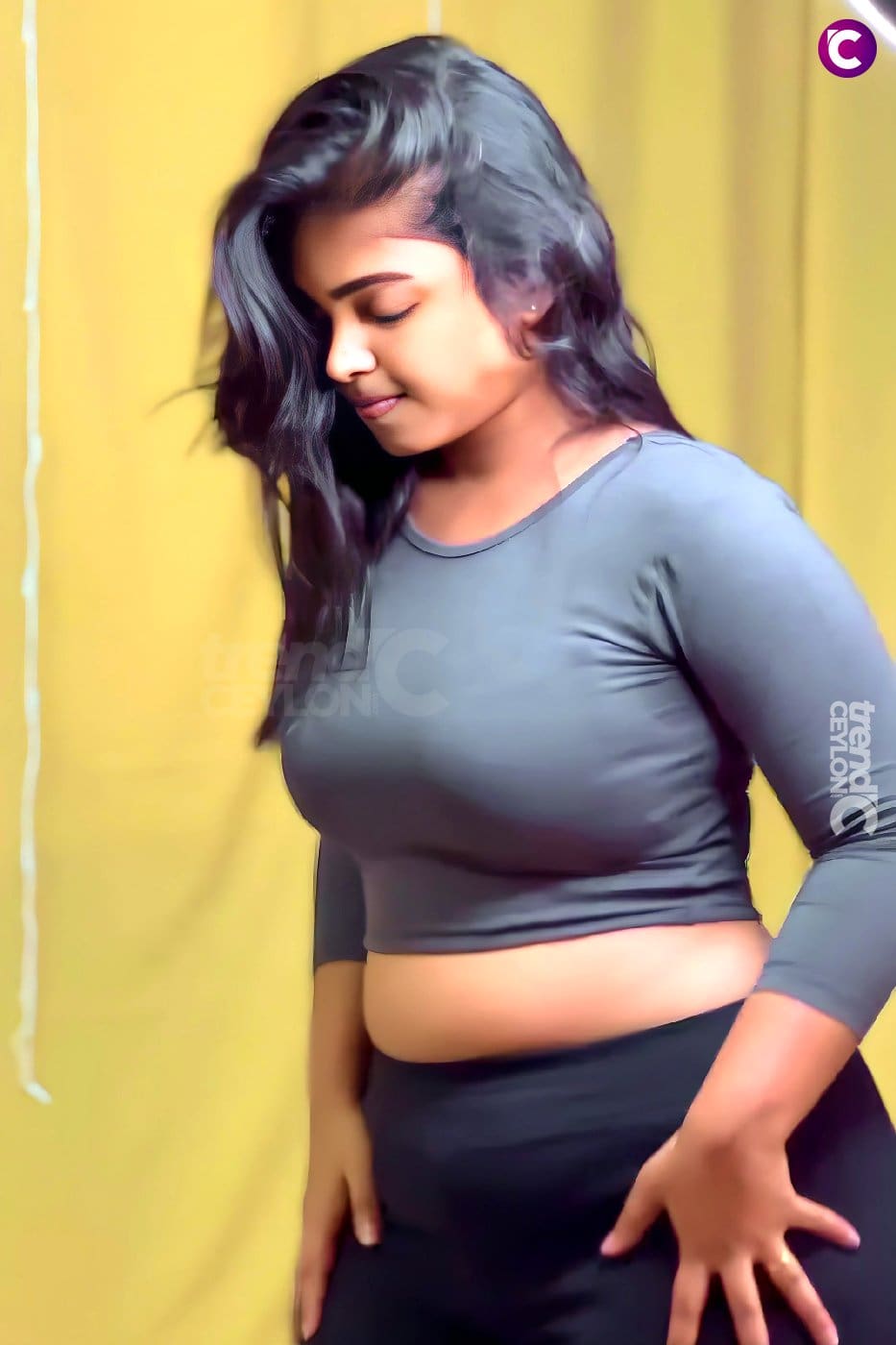 Agnijita Banerjee Sex - Niyah Krishna's Trendsetting Modern Outfits in Instagram Reels