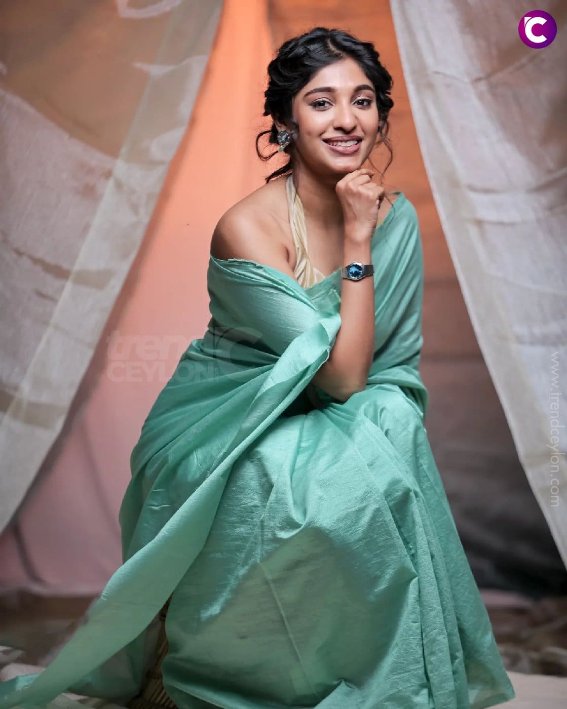 Charming Indian Model Shirley Babithra Rocks Light Blue Saree